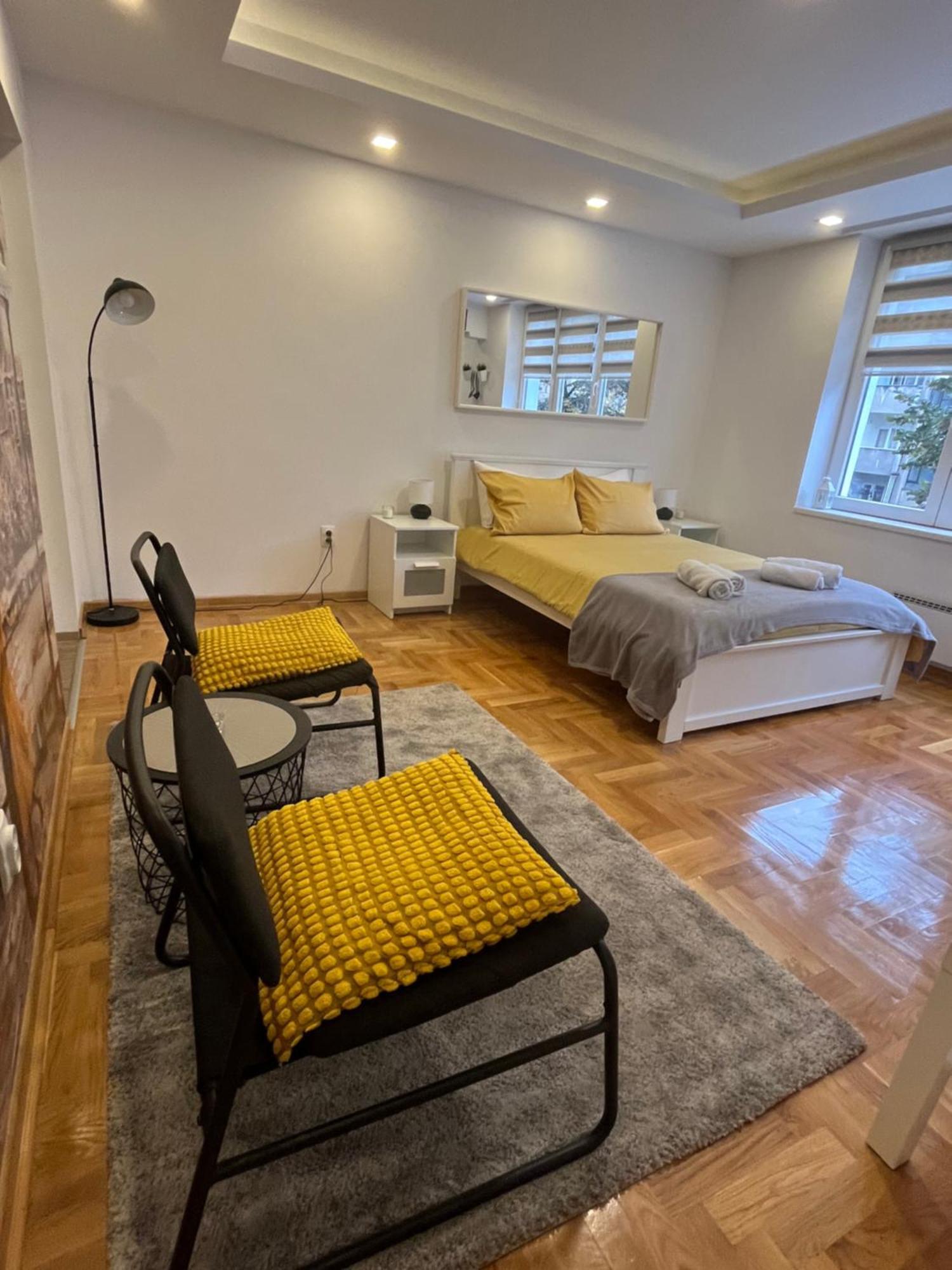 Tesla View Apartman *